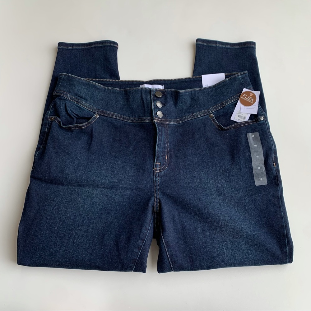 Lane Bryant NWT Signature Fit High Rise Jegging 3 Button Fly Size 18